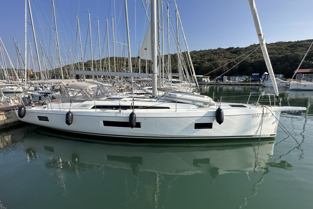 Yacht Image 3