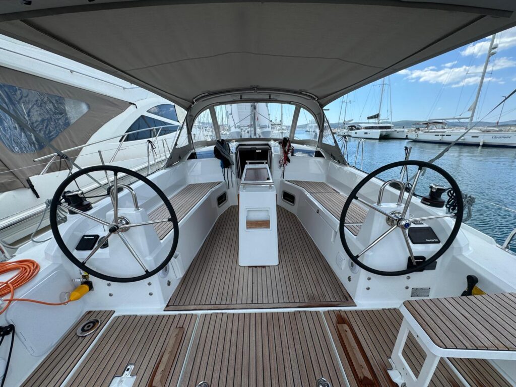 Yacht Image 3