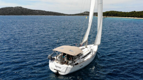 Yacht Image 5