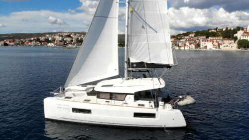 Yacht Image 4