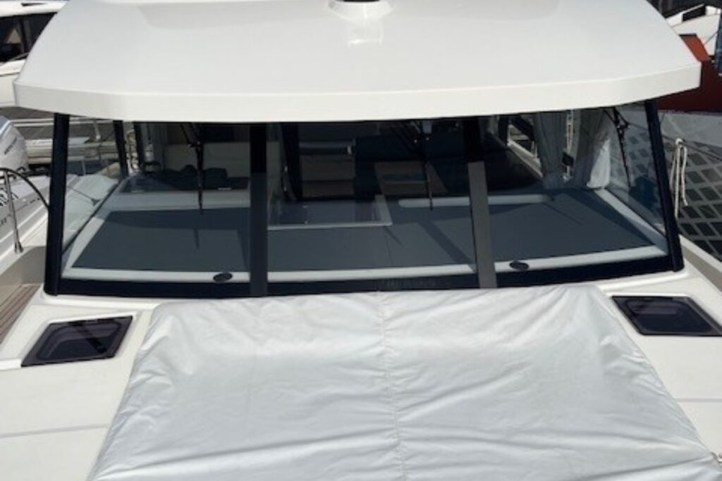 Yacht Image 4