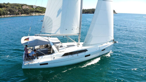 Yacht Image 6
