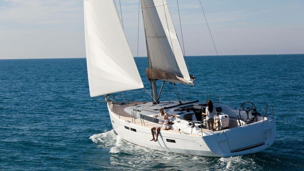 Yacht Image 6