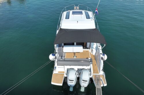 Yacht Image 6