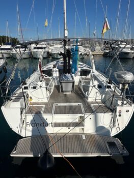 Yacht Image 6