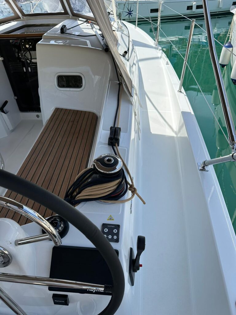 Yacht Image 7