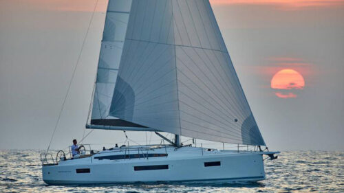 Yacht Image 9