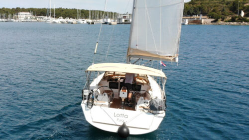 Yacht Image 8