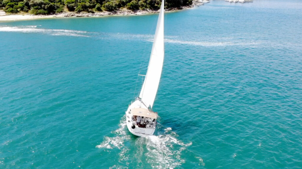 Yacht Image 6