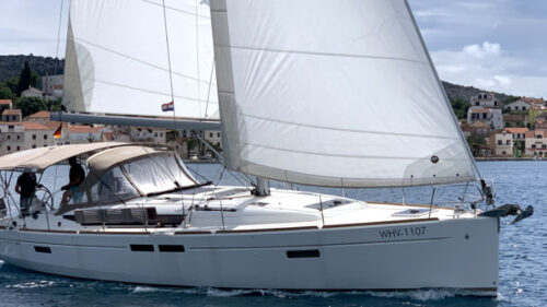 Yacht Image 9