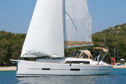 Yacht Image 7