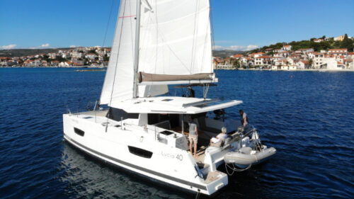Yacht Image 8