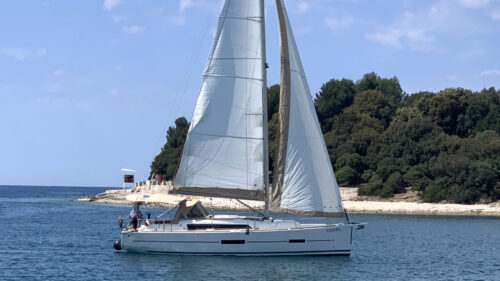 Yacht Image 10