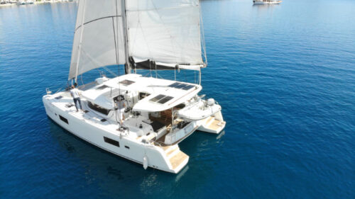 Yacht Image 9