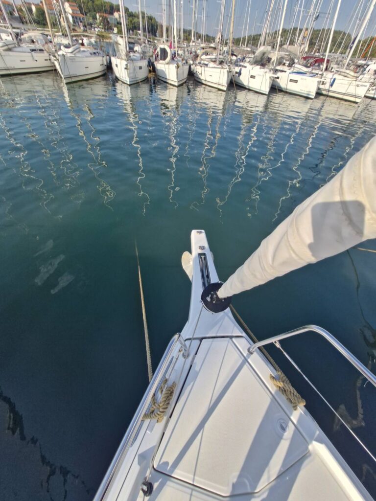 Yacht Image 11