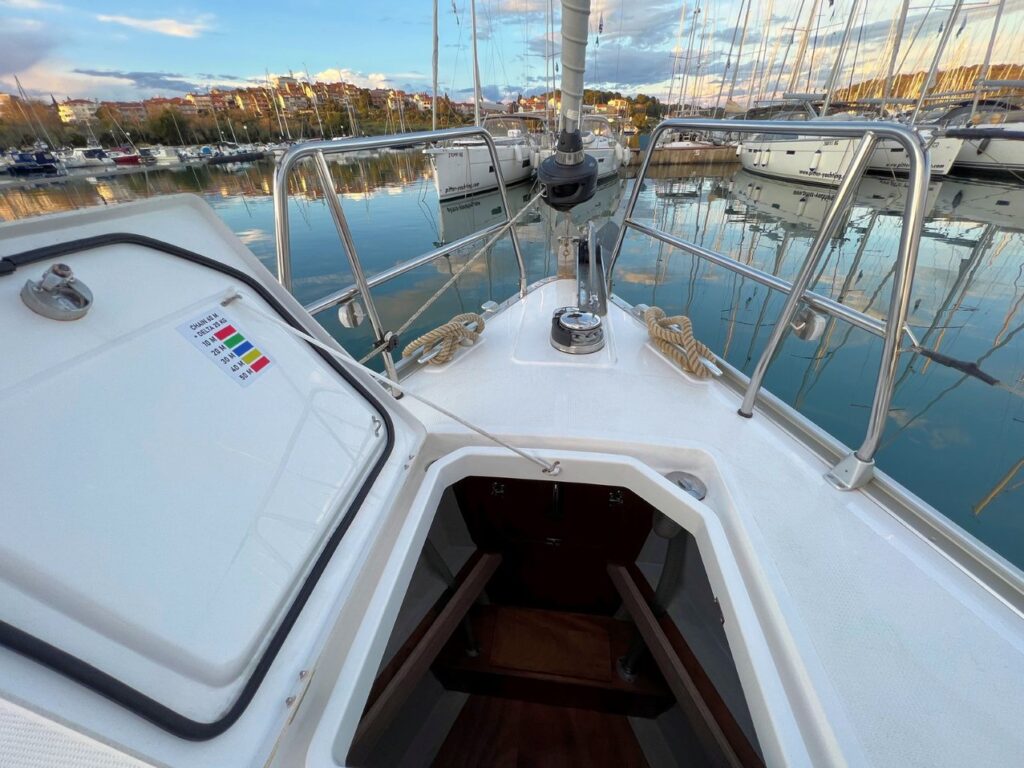 Yacht Image 14