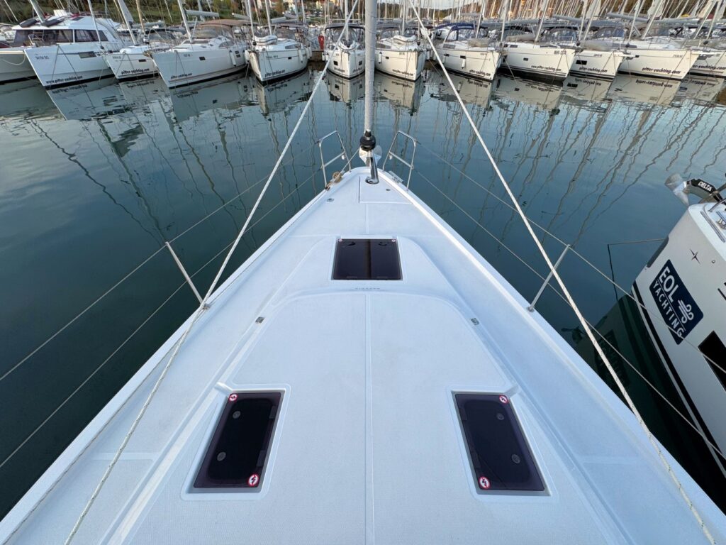 Yacht Image 17