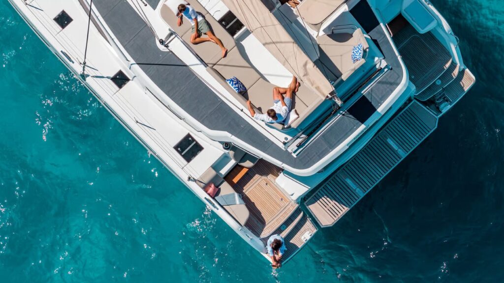 Yacht Image 19