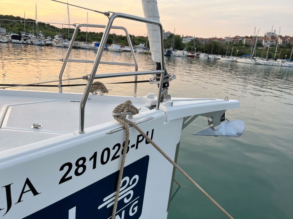 Yacht Image 21
