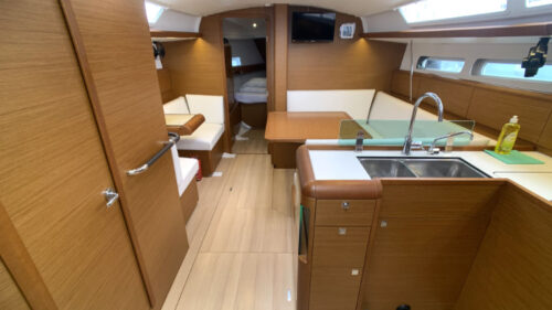 Yacht Image 10